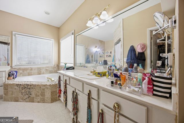 1948 Trestlebrook Way, Buford, GA 30519