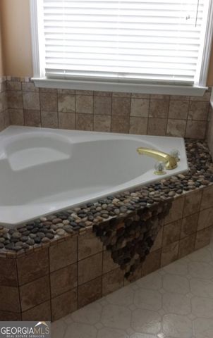 1948 Trestlebrook Way, Buford, GA 30519