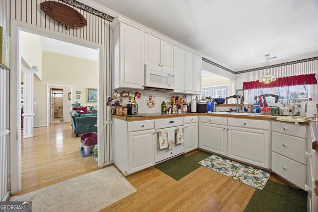 1948 Trestlebrook Way, Buford, GA 30519