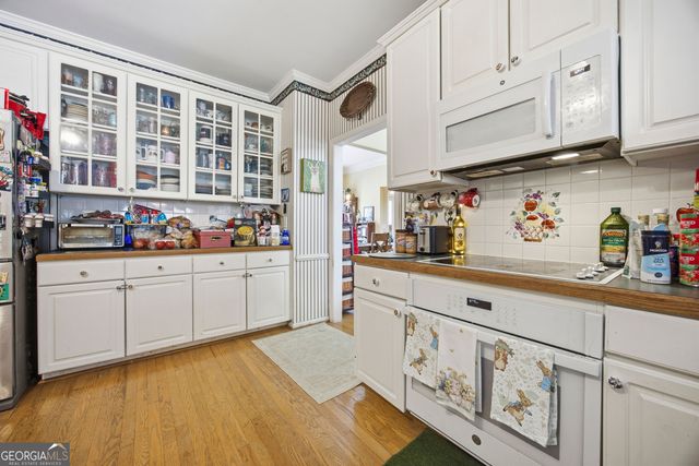 1948 Trestlebrook Way, Buford, GA 30519