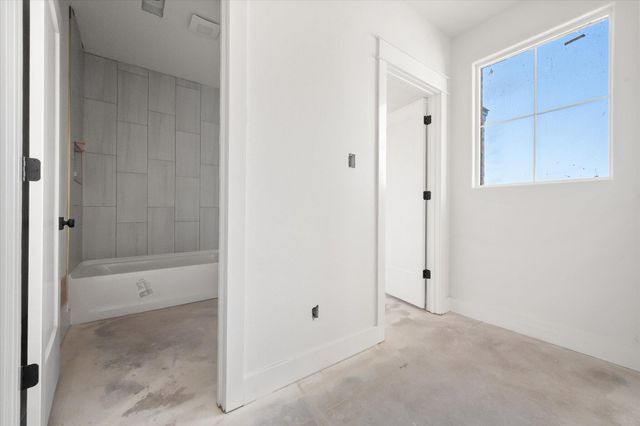 307 Boxwood Avenue, New Home, TX 79381