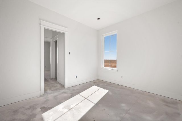 307 Boxwood Avenue, New Home, TX 79381