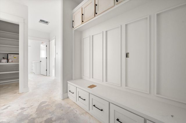 307 Boxwood Avenue, New Home, TX 79381