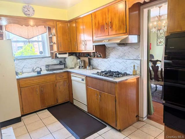 16411 67th Avenue, Fresh Meadows, NY 11365