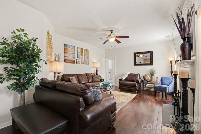 7608 Clarke Ridge Court, Charlotte, NC 28269