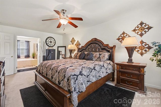 7608 Clarke Ridge Court, Charlotte, NC 28269