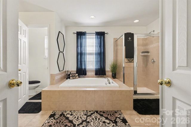 7608 Clarke Ridge Court, Charlotte, NC 28269
