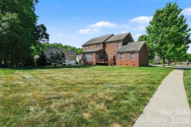 7608 Clarke Ridge Court, Charlotte, NC 28269
