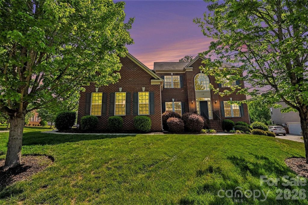 7608 Clarke Ridge Court, Charlotte, NC 28269