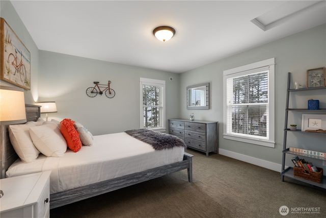 78 Pacifica Lane, Pacific Beach, WA 98571