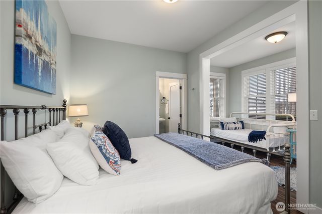 78 Pacifica Lane, Pacific Beach, WA 98571