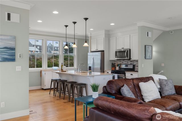 78 Pacifica Lane, Pacific Beach, WA 98571