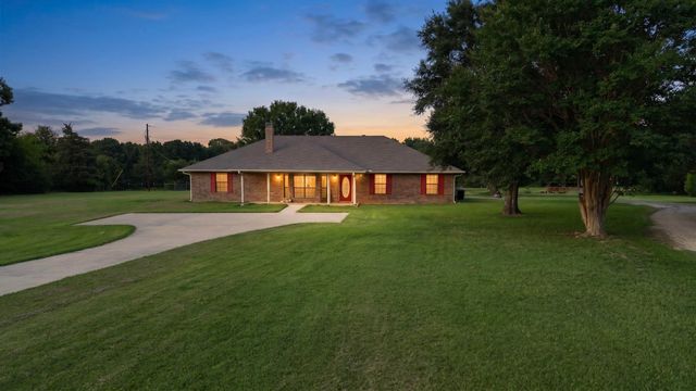 927 Lazy Daisy rd., Gilmer, TX 75645