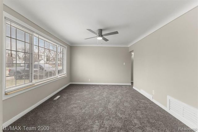 23245 Annapolis Street, Dearborn Heights, MI 48125