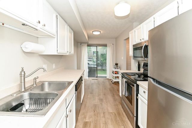 9964 Timbers Drive, Blue Ash, OH 45242