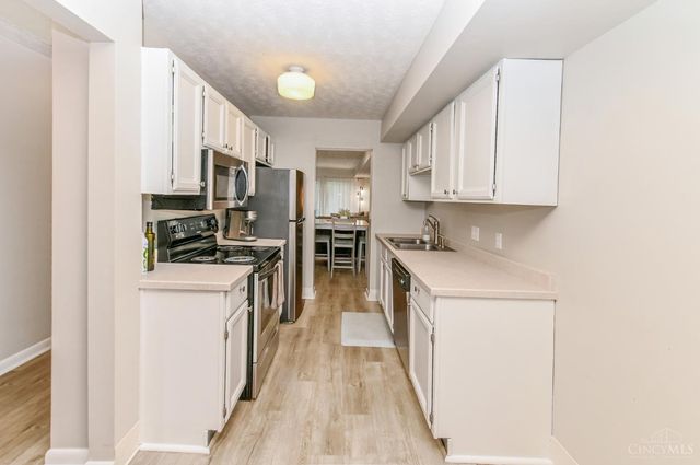9964 Timbers Drive, Blue Ash, OH 45242