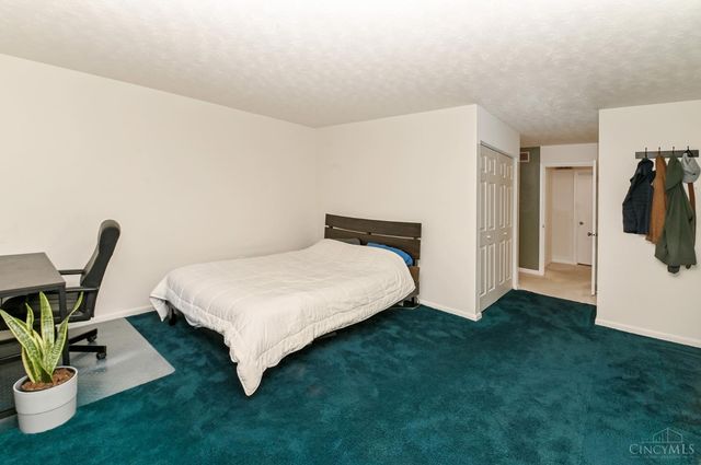 9964 Timbers Drive, Blue Ash, OH 45242