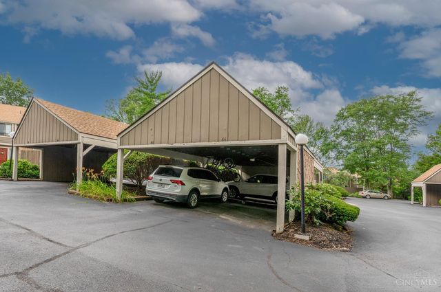 9964 Timbers Drive, Blue Ash, OH 45242