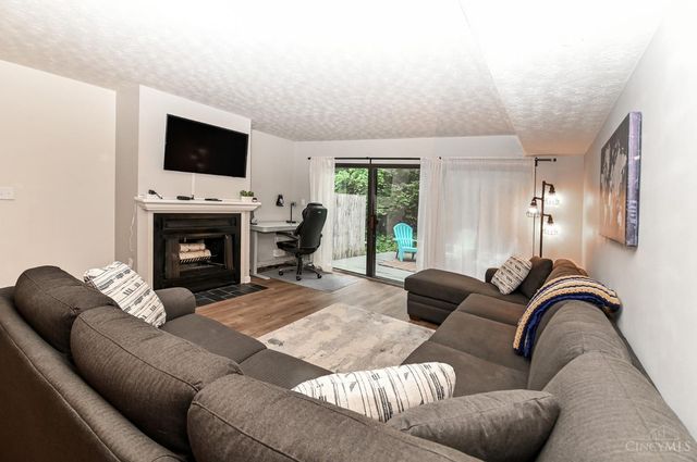 9964 Timbers Drive, Blue Ash, OH 45242
