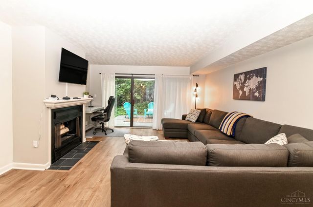 9964 Timbers Drive, Blue Ash, OH 45242