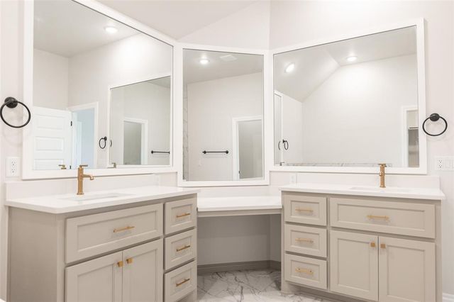 908 Peony Place, Edmond, OK 73034