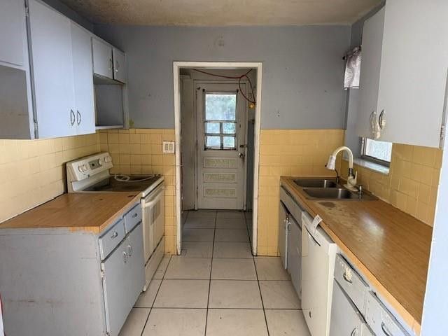 6911 Harding Street, Hollywood, FL 33024