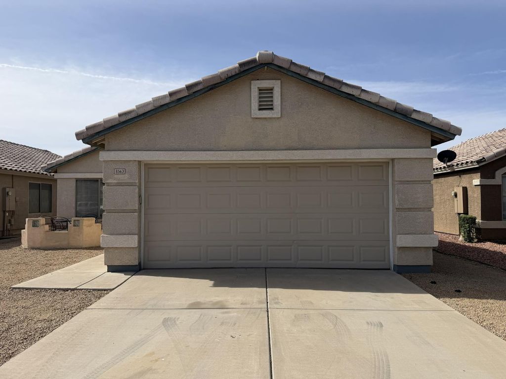 8563 W Mission Lane, Peoria, AZ 85345