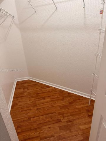 9040 NW 54th St 9040, Sunrise, FL 33351