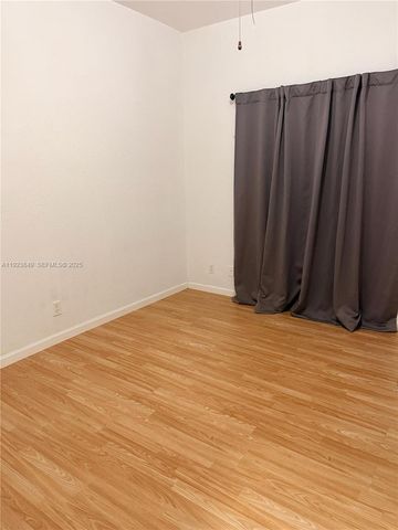 9040 NW 54th St 9040, Sunrise, FL 33351