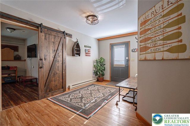 41 Longfellow Circle, Penn Forest Twp, PA 18210