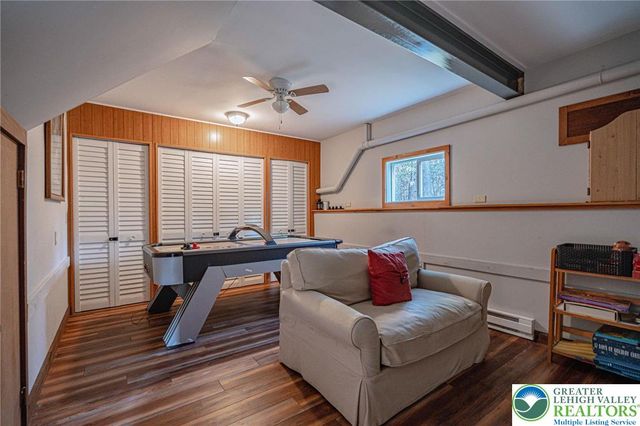 41 Longfellow Circle, Penn Forest Twp, PA 18210