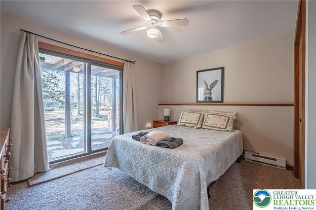 41 Longfellow Circle, Penn Forest Twp, PA 18210