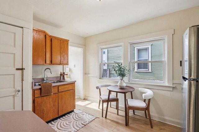 817 E Otjen STREET, Milwaukee, WI 53207