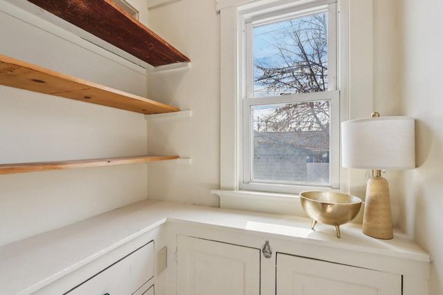 817 E Otjen STREET, Milwaukee, WI 53207