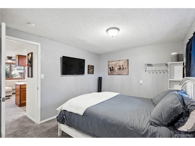 1370 Estes St 102, Lakewood, CO 80215