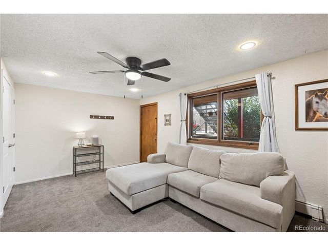 1370 Estes St 102, Lakewood, CO 80215