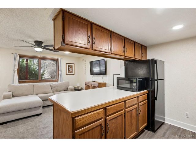 1370 Estes St 102, Lakewood, CO 80215