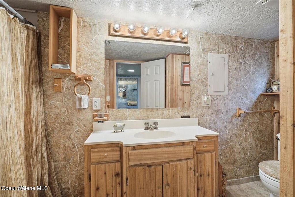 2395 S Silver Beach Road, Coeur d'Alene, ID 83814 photo 41