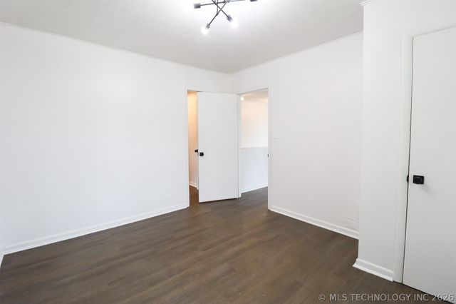 1008 E King Place, Tulsa, OK 74106