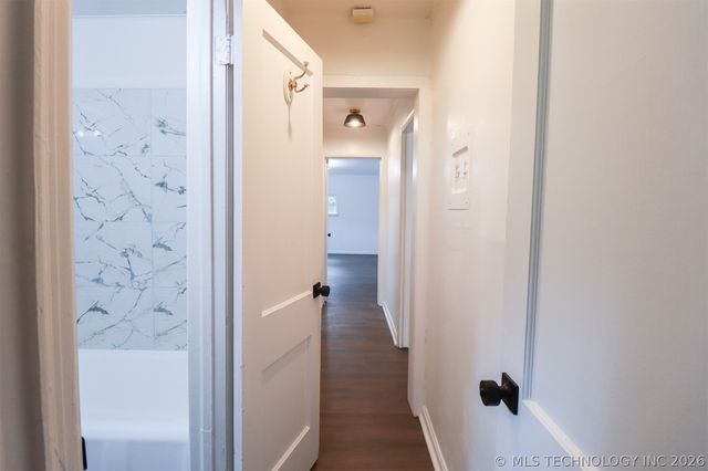 1008 E King Place, Tulsa, OK 74106