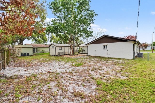 2870 Locksley Road, Melbourne, FL 32935