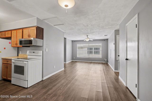 2870 Locksley Road, Melbourne, FL 32935