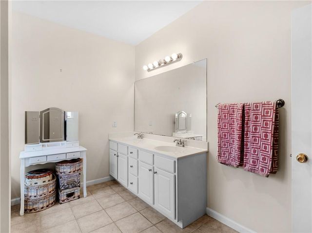 353 Southgate Drive, Locust Grove, GA 30248