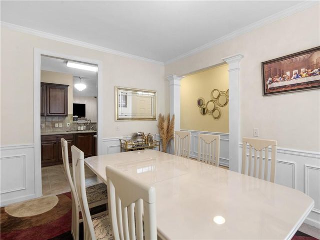 353 Southgate Drive, Locust Grove, GA 30248