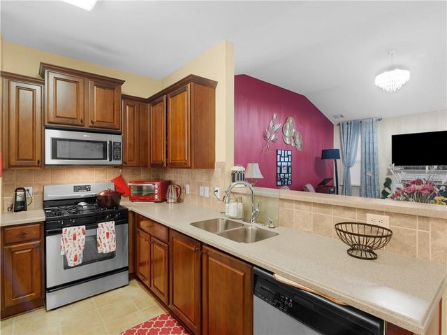 353 Southgate Drive, Locust Grove, GA 30248