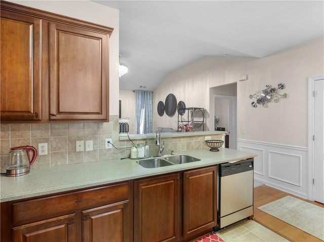 353 Southgate Drive, Locust Grove, GA 30248
