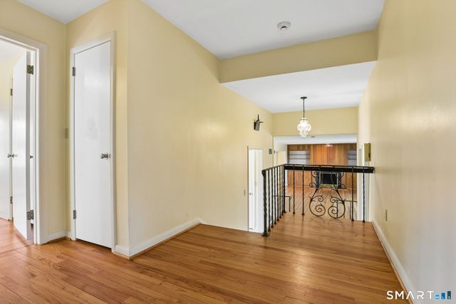 104 Knollwood Drive, New Haven, CT 06515