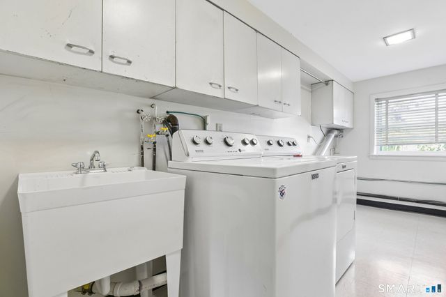 104 Knollwood Drive, New Haven, CT 06515
