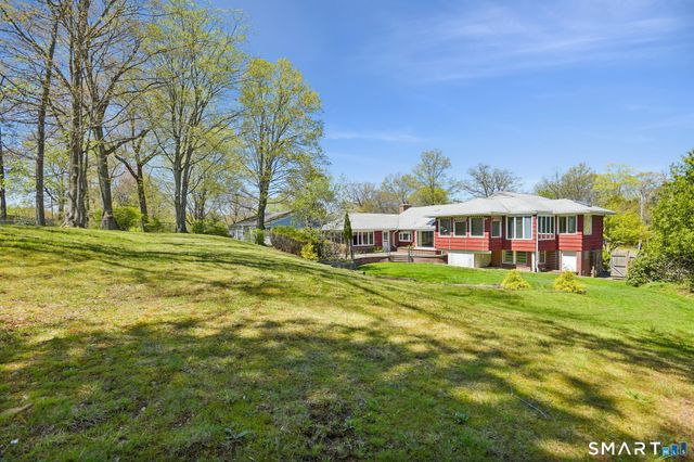 104 Knollwood Drive, New Haven, CT 06515