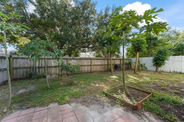 2374 BLUE SAPPHIRE CIRCLE, Orlando, FL 32837